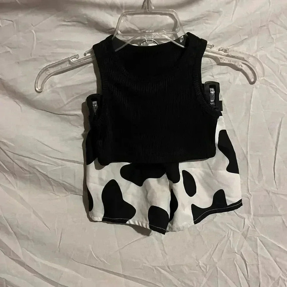 Toddler girls 4t cow print 3pc set - Picture 2 of 10